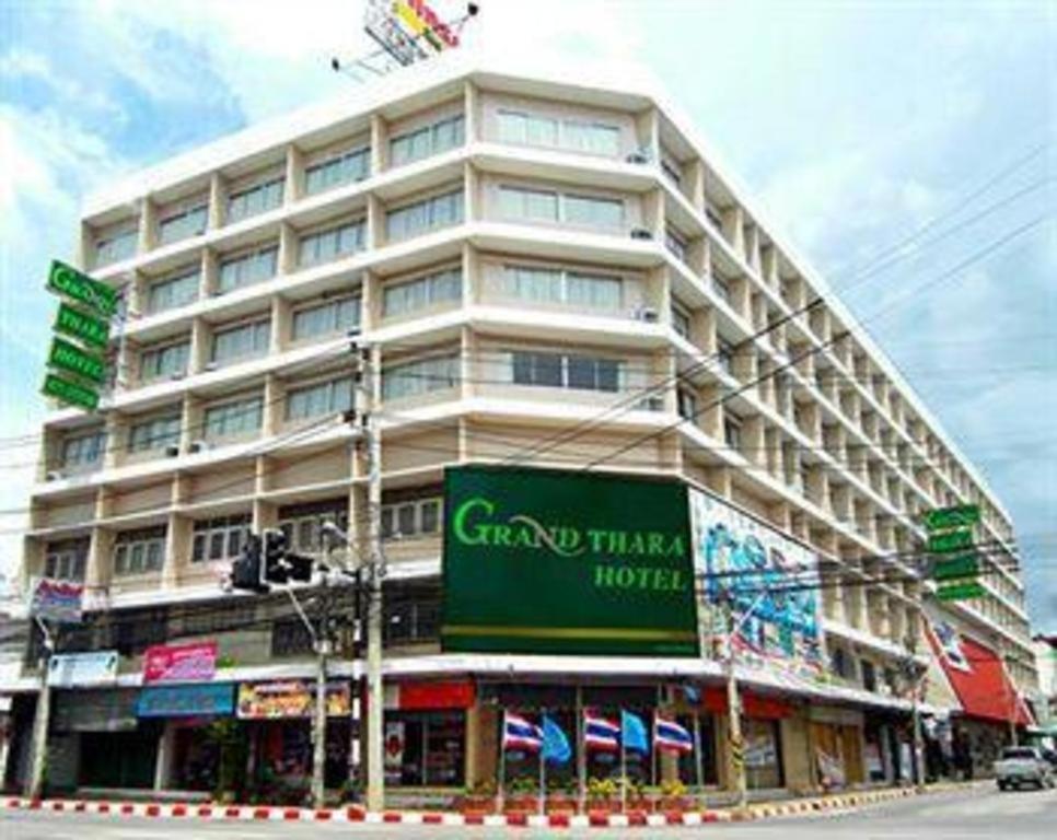 Oyo 441 Grand Thara Hotel Surat Thani Extérieur photo